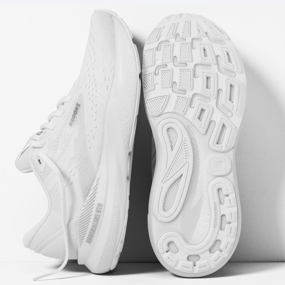 Brooks Adrenaline GTS 24